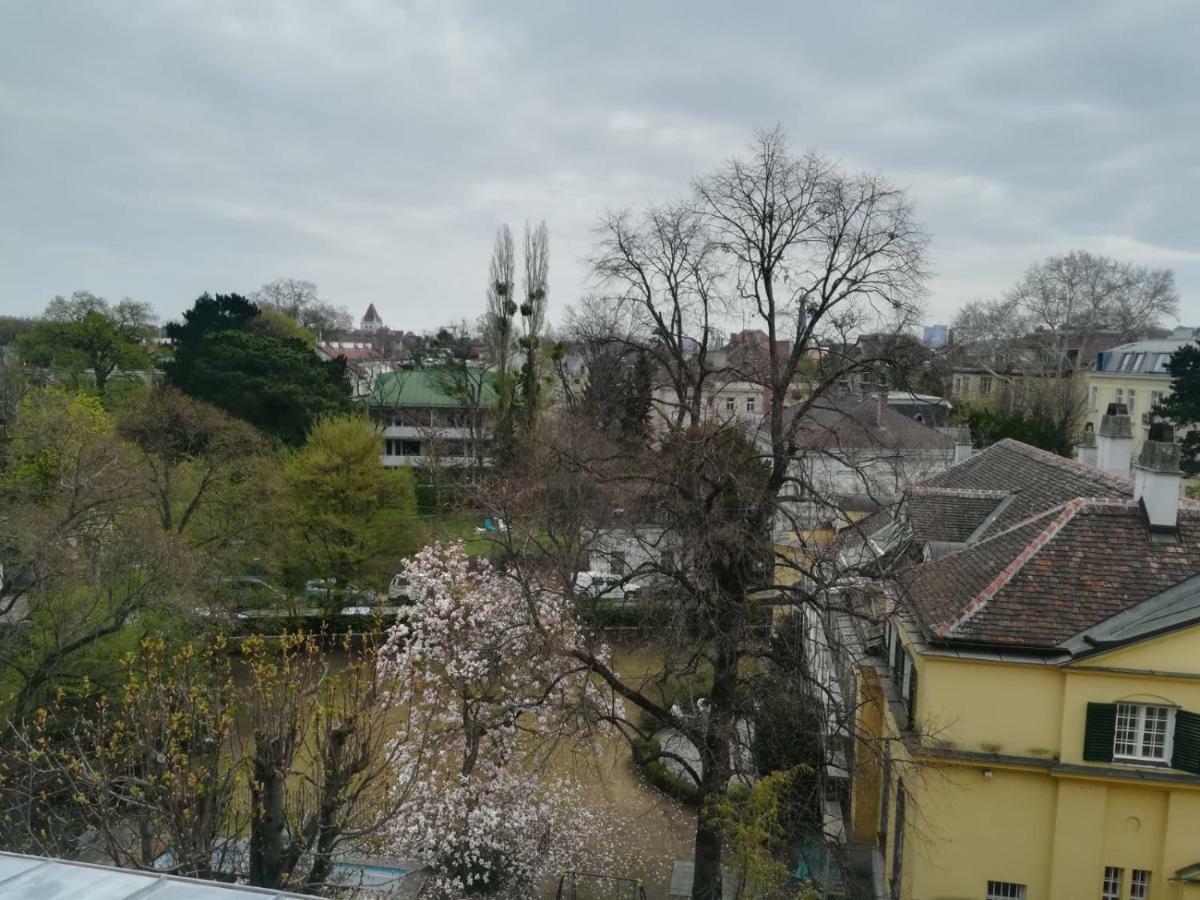 Ferienwohnung Hietzing Vienna Esterno foto