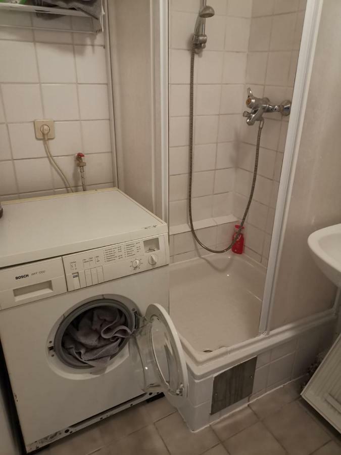 Ferienwohnung Hietzing Vienna Esterno foto